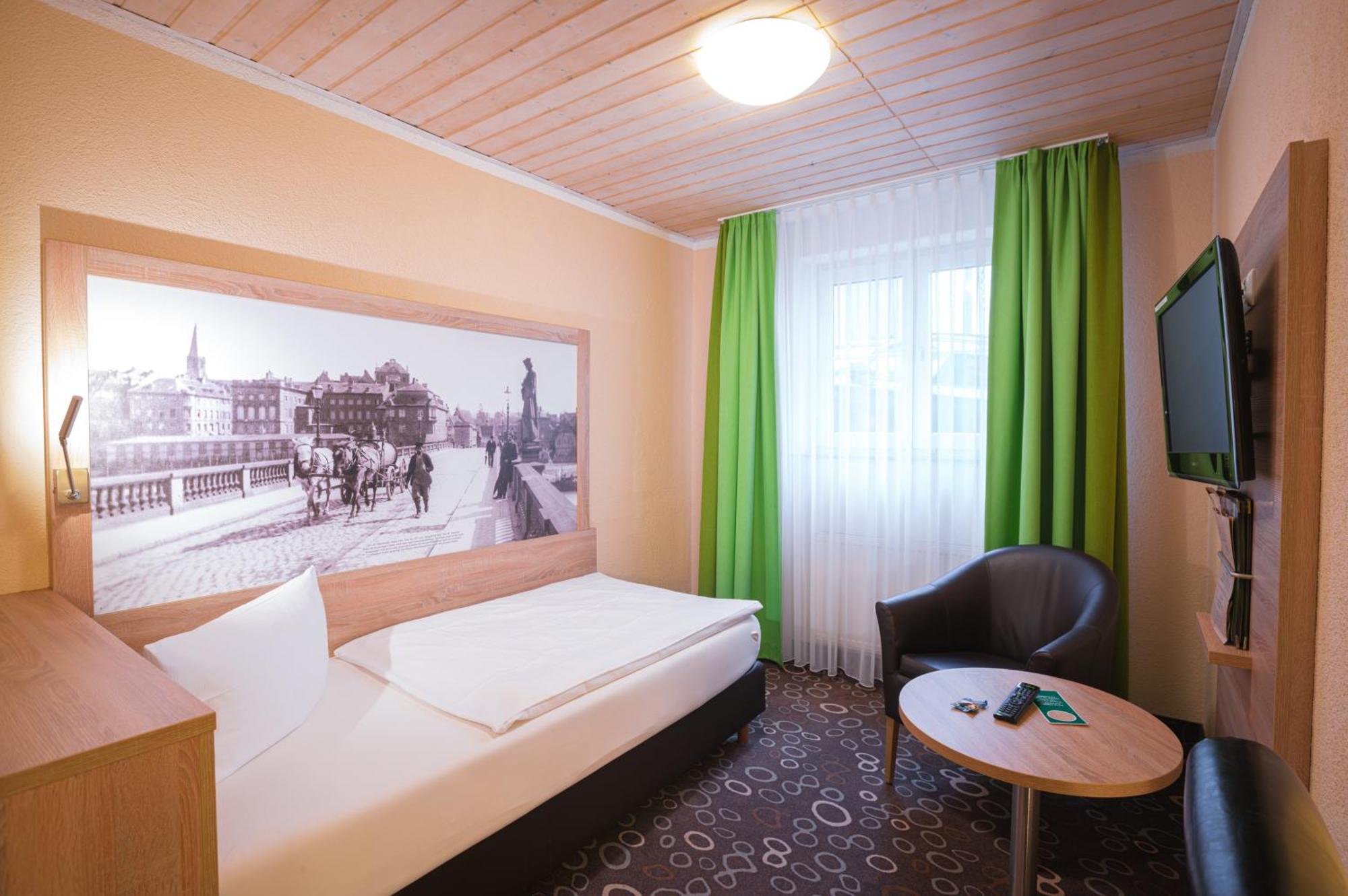 Hotel Wilder Mann Aschaffenburg Eksteriør billede